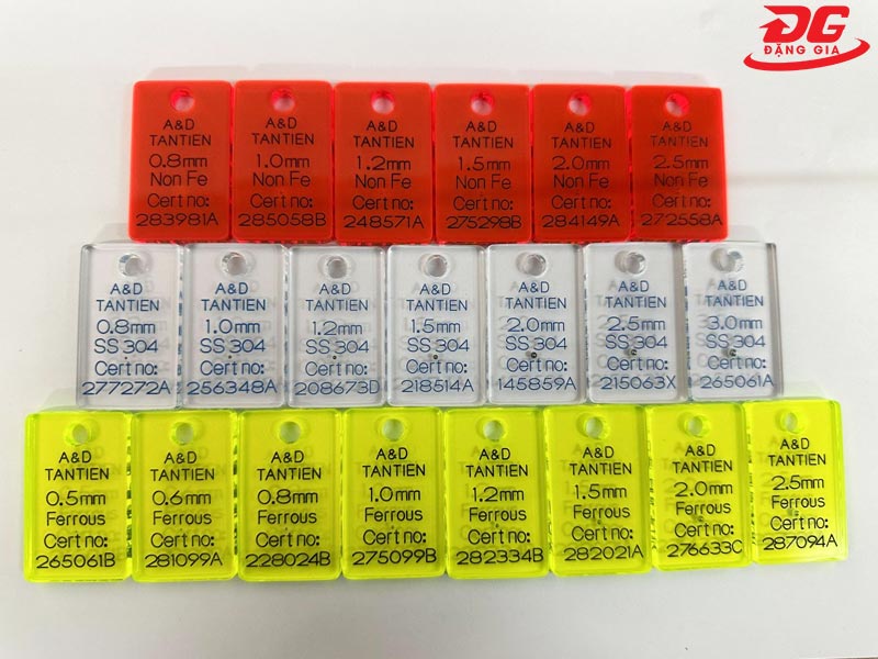 Các loại mẫu thử máy dò kim loại
