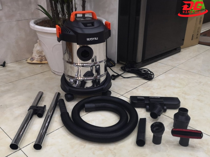 máy hút bụi 12l