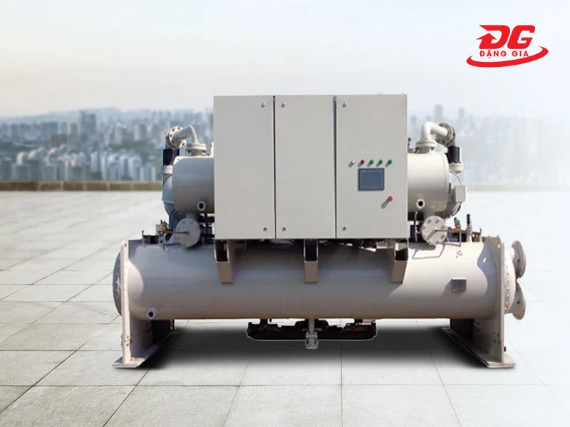 Chiller giải nhiệt nước dạng bay hơi ngập dịch