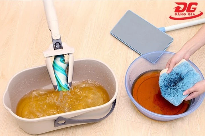 Cây lau sàn tự vắt