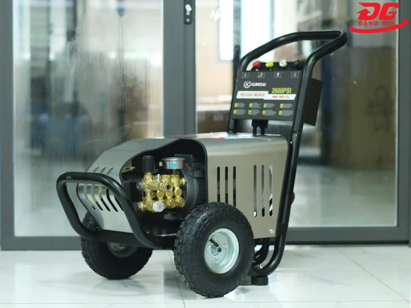 Máy rửa xe 1 pha Kumisai 15M26-3.7S2
