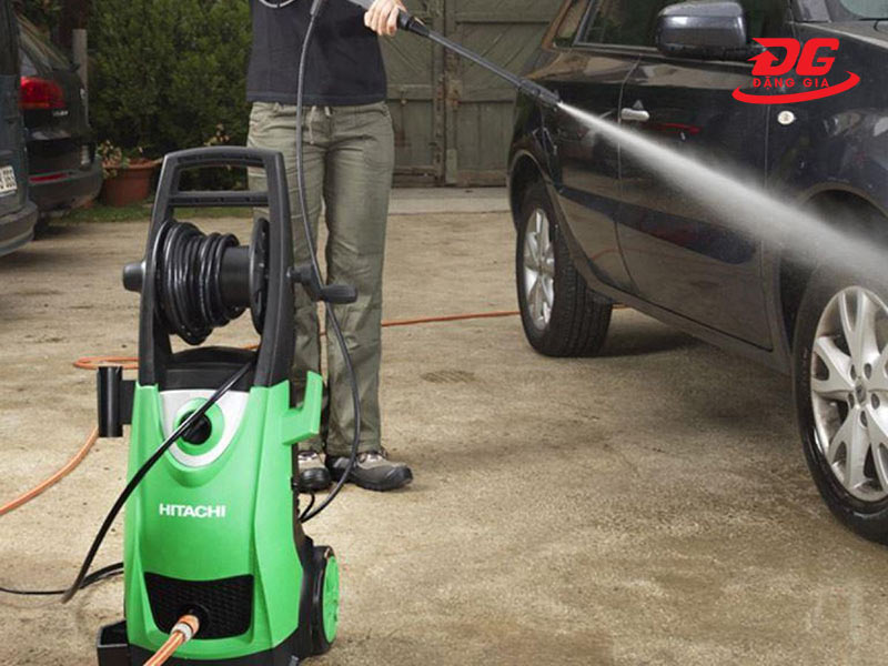 Máy rửa xe mini Hitachi AW150 2000W