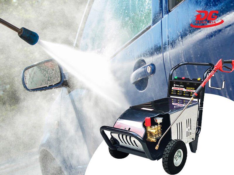 Rửa xe Bảo Toàn đầu tư thiết bị rửa xe của các hãng nổi tiếng như Palada, Kumisai,... cho hiệu quả làm sạch nhanh