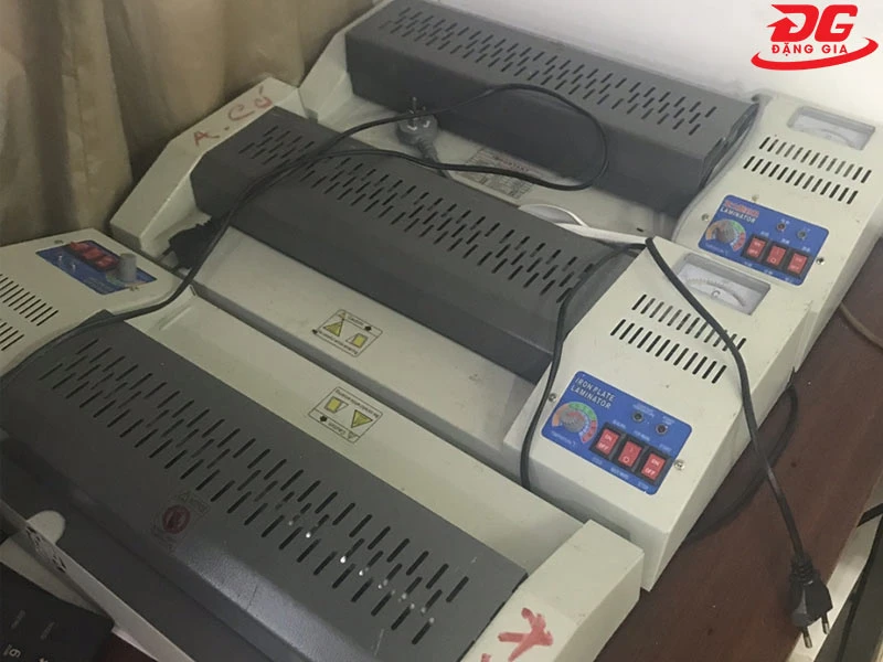 Các nguồn mua thanh lý máy ép plastic chất lượng