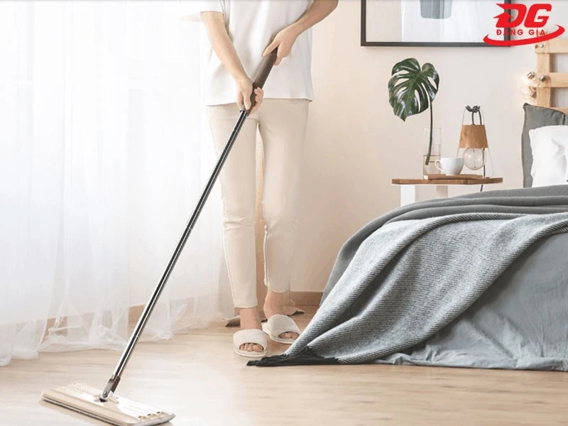 Cách sử dụng cây lau nhà hình chữ nhật 