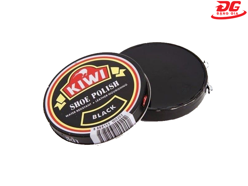 Sử dụng nắp bật để mở hộp chứa xi