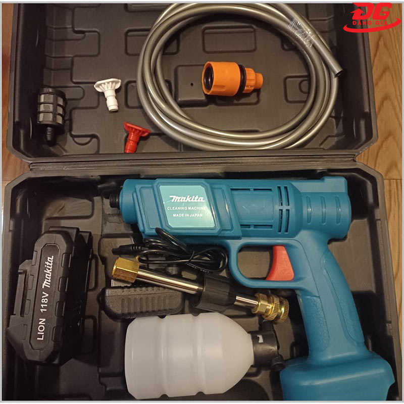 Máy rửa xe dùng pin Makita 118V và các phụ kiện
