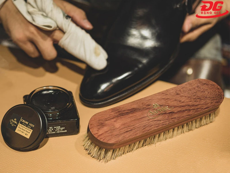 #7 xi đánh giày đen chất lượng, lên màu đẹp, đáng mua 2025