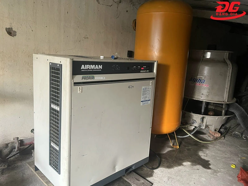 Máy nén khí trục vít công suất lớn chạy dầu diesel Airman