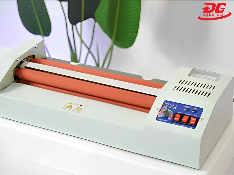 Máy ép plastic Đà Nẵng chính hãng, giá tốt, bảo hành dài lâu