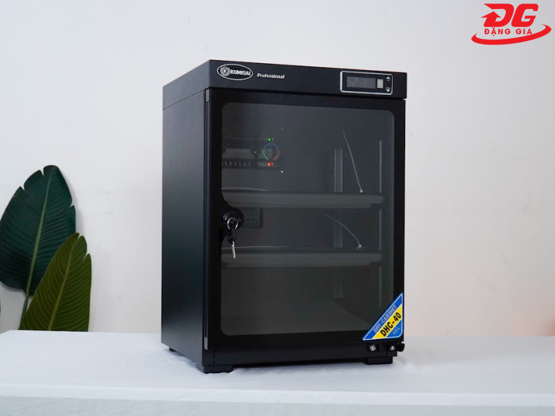 Tủ bảo quản cho máy ảnh Kumisai DHC 40