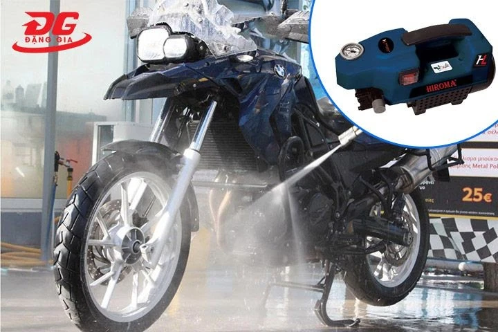 Máy rửa xe Hiroma có khả năng phun xịt mạnh