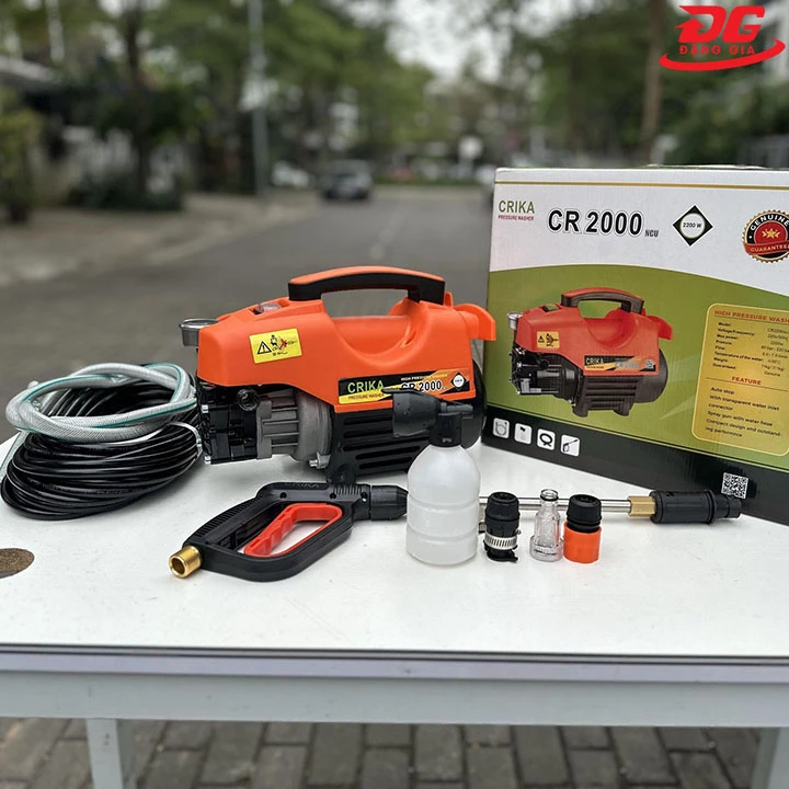 Máy rửa xe Crika 2000w