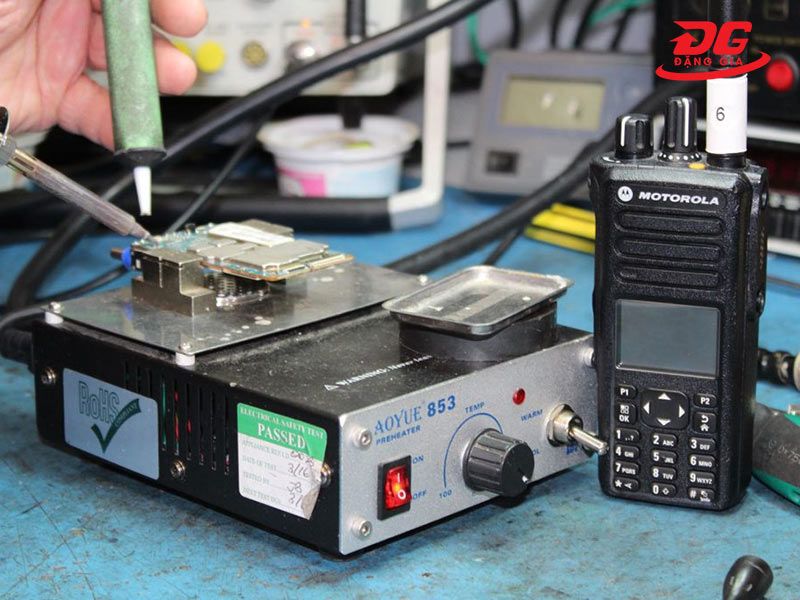 Nguyên nhân và cách khắc phục bộ đàm kêu tút tút