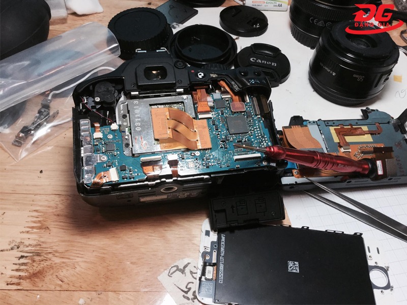 Chi phí sửa chữa tại Nguyễn Vũ Camera vô cùng hợp lý