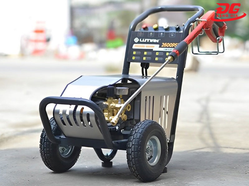 Máy rửa xe Lutian 2600psi tạo áp lực nước lớn