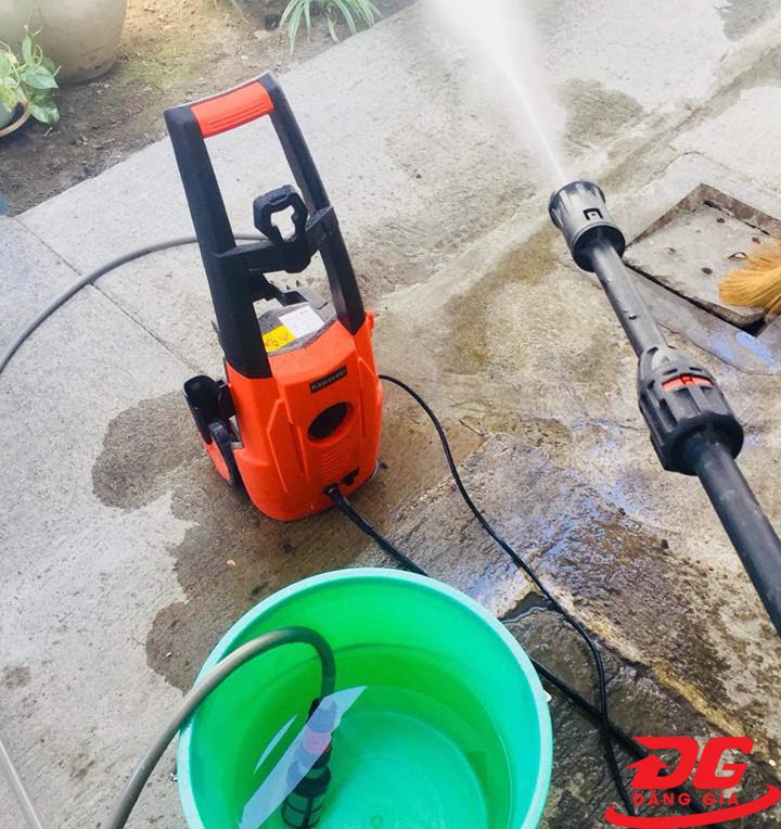 Vận hành máy xịt rửa kawasaki