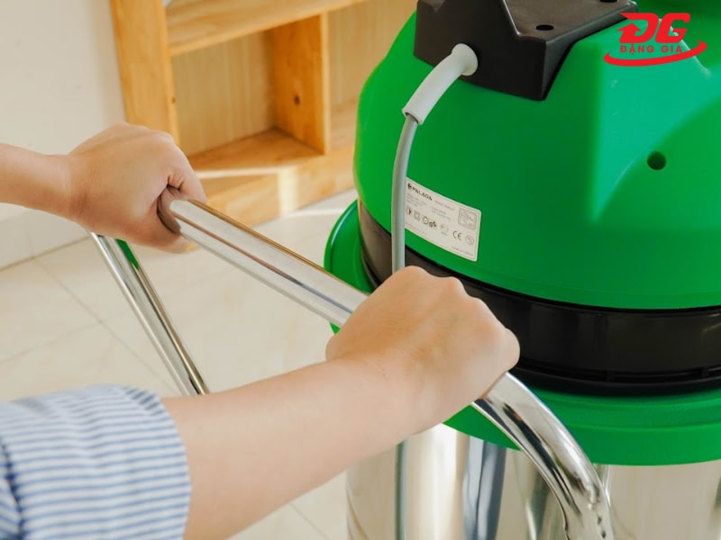 Tay đẩy của máy hút bụi 3600W