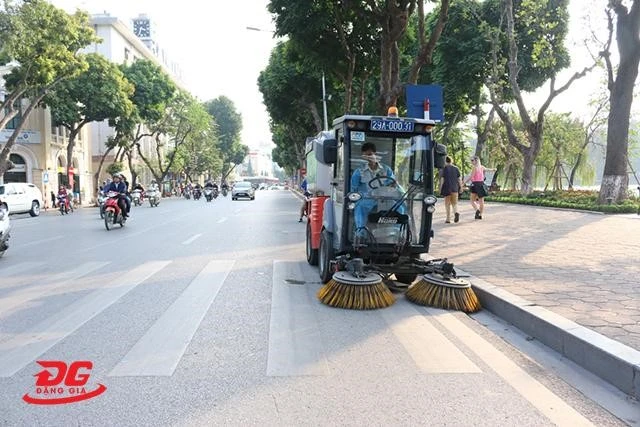 Xe quét rác Lavor với hiệu suất làm sạch cao
