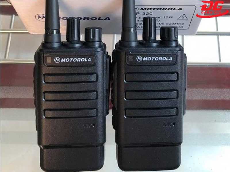 Thử kiểm tra lại với hai bộ đàm Motorola có cùng kênh liên lạc