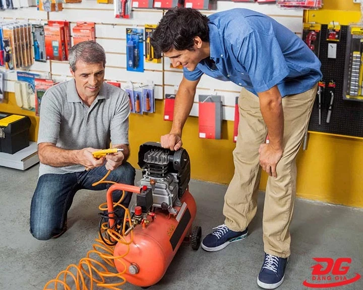 cách sử dụng máy bơm hơi mini