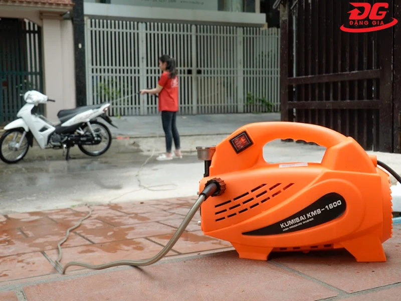 Máy nén nước ứng dụng phổ biến để rửa xe