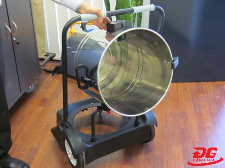 đổ bụi sau mỗi lần sử dụng