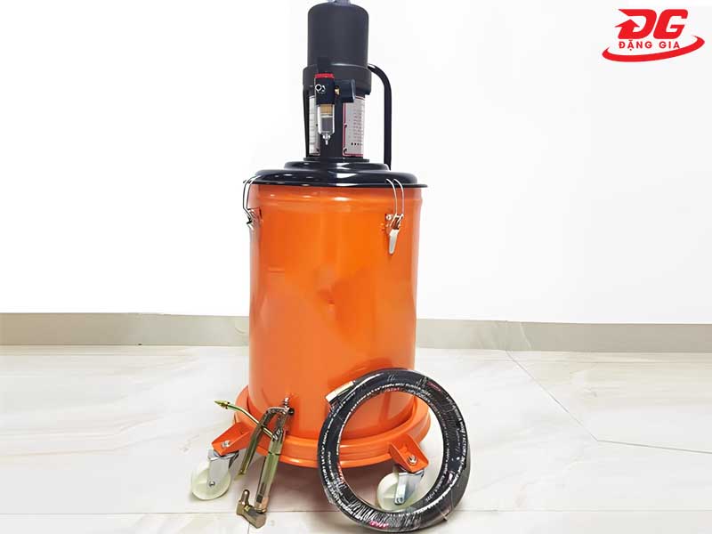 Máy bơm mỡ khí nén Nhật Bản