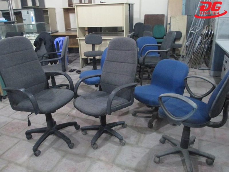 cách vệ sinh ghế văn phòng