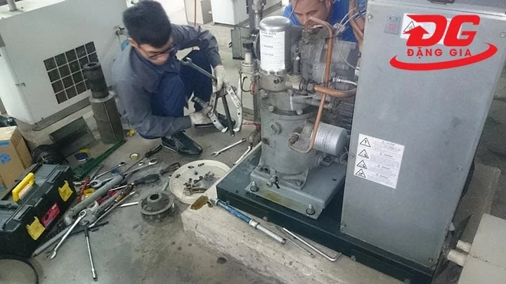 chú ý khi sửa chữa máy nén khí trục vít