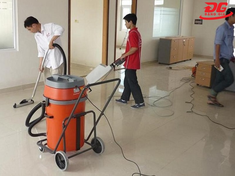 thuê máy hút bụi công nghiệp hà nội