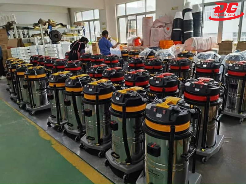 thuê máy hút bụi công nghiệp chính hãng