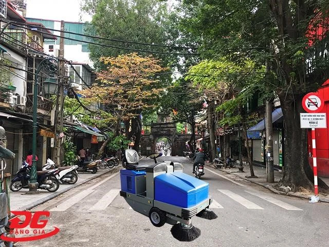 Xe quét rác công nghiệp Fiorentini S 48