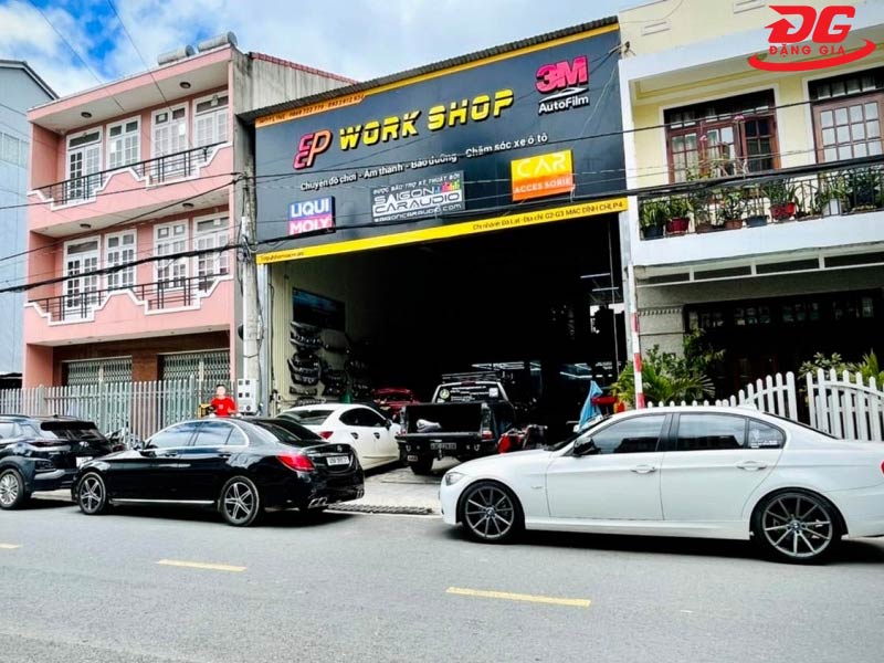 Trung tâm chăm sóc ô tô Carcare Pro