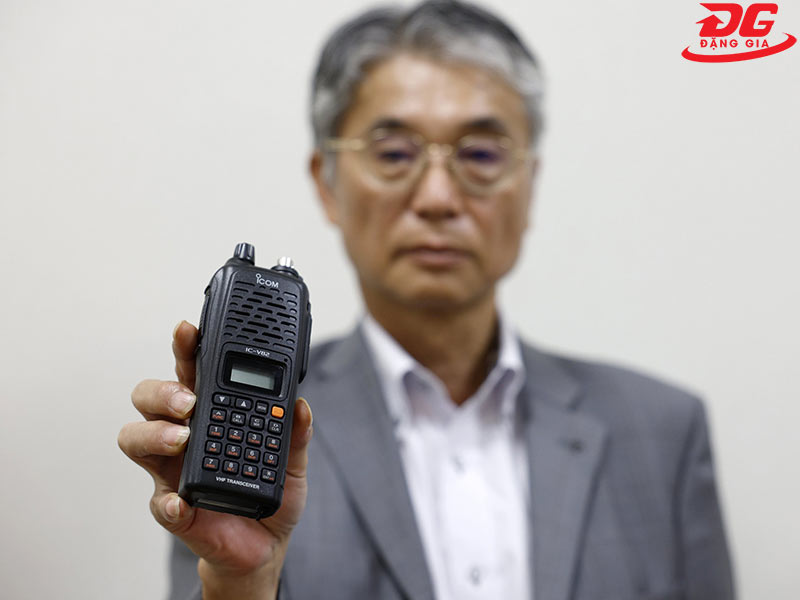Bộ đàm chuyên dùng cho sự kiện lớn Icom IC-V82