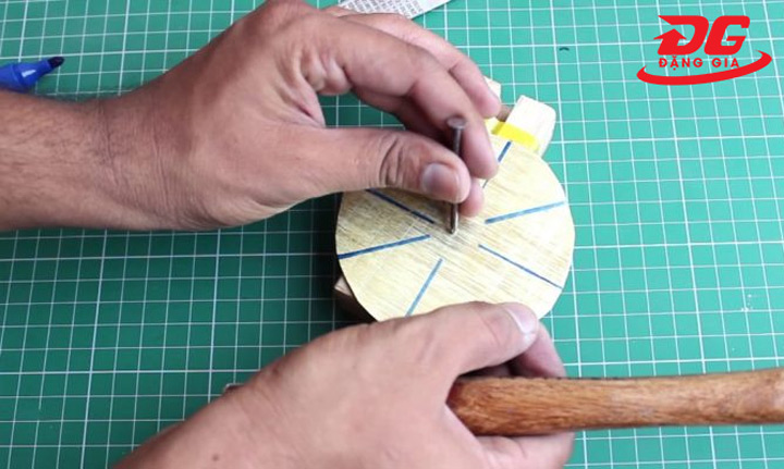 cách làm máy hút bụi mini chạy bằng pin