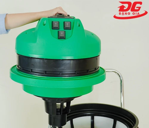 Máy hút bụi hút nước Kumisai KMS 90 4