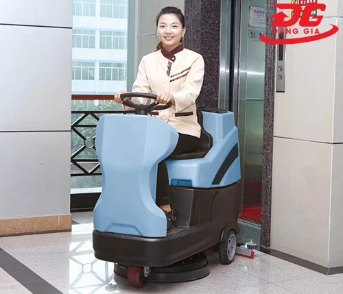 Máy chà sàn ngồi lái Kumisai KMS-60 2
