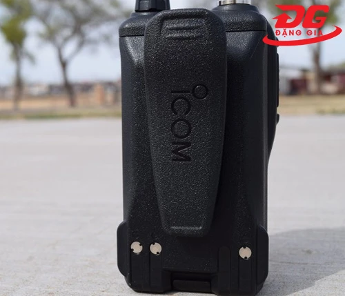 Máy bộ đàm ICOM IC-V80 4