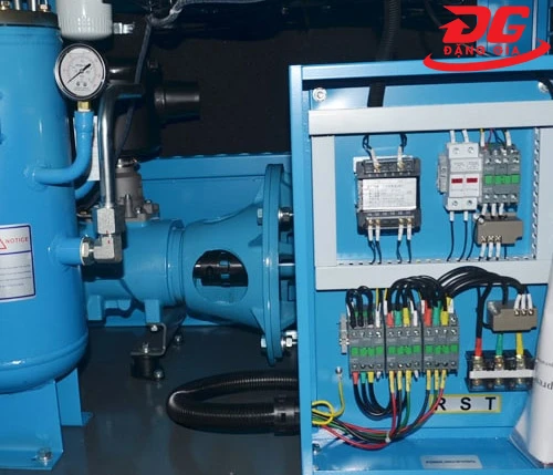 Máy nén khí trục vít Pegasus TMPM15A 4