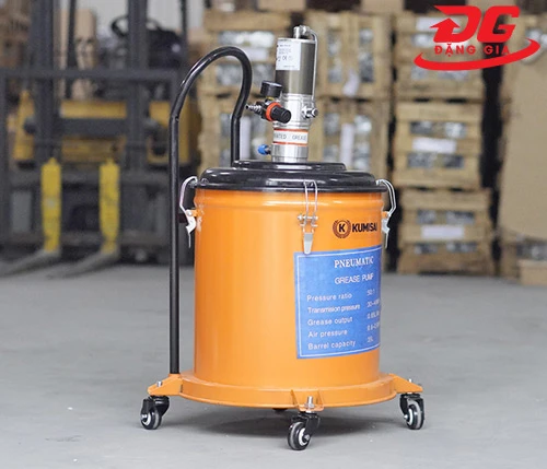 Máy bơm mỡ Kumisai 35L model KMS-35S 4