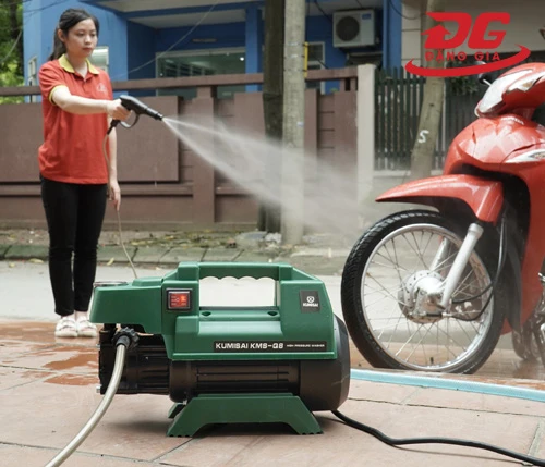 Máy rửa xe gia đình Kumisai KMS Q8 4