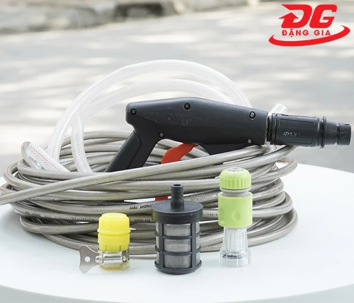 Máy rửa xe mini gia đình Kumisai KMS Q7 2