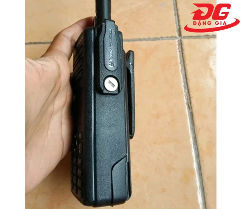 Bộ đàm Motorola Xir P8668i 5