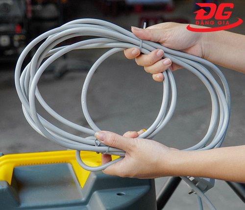 Máy hút bụi Kumisai KMS60H HEPA 2