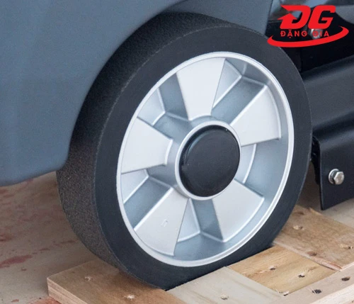 Máy chà sàn liên hợp Kumisai KMS 55 5