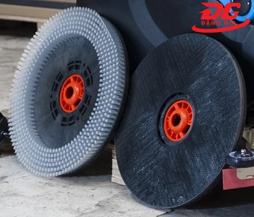 Máy chà sàn liên hợp Kumisai KMS 55 4
