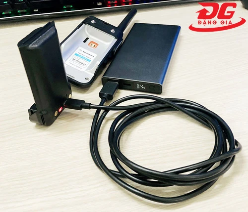 Bộ đàm Motorola CP 550 5