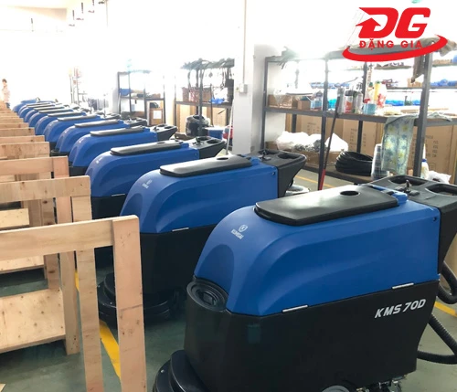 Máy chà sàn liên hợp Kumisai KMS-70D 4