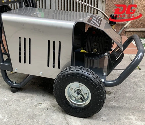 Máy rửa xe Lutian 3600PSI - 7.5T4 4